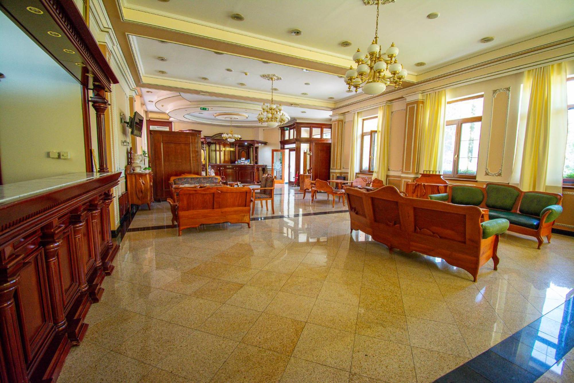 Hotel Villa Majur 수보티차 외부 사진