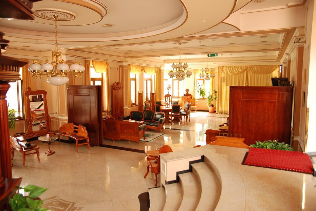 Hotel Villa Majur 수보티차 외부 사진