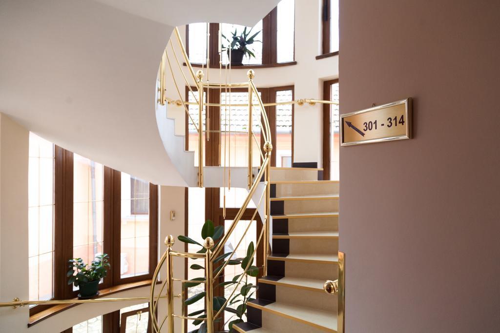 Hotel Villa Majur 수보티차 외부 사진